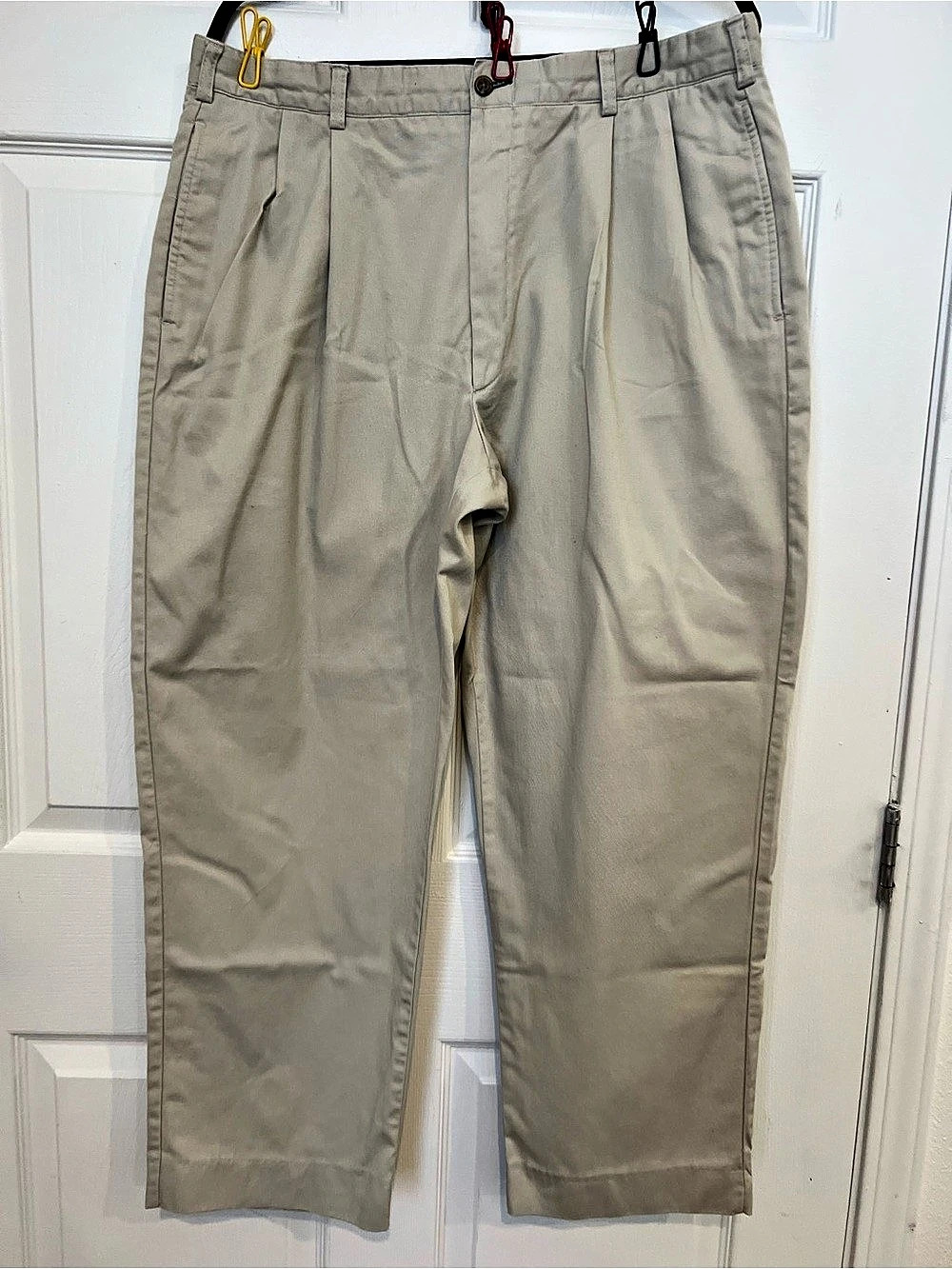 Tommy Hilfiger Vintage Pleated Chino Trousers Tan Waist 36